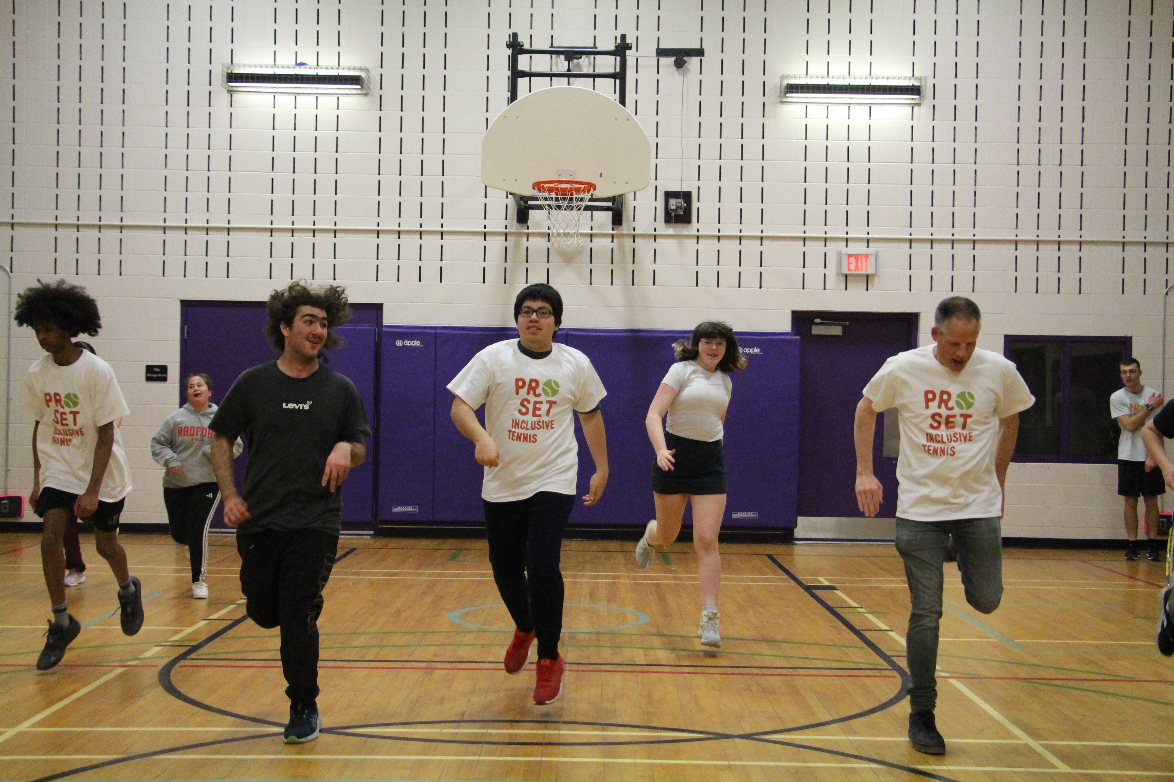 Tennis adapté pour ados et jeunes adultes · 13-35 ans · Jeudis 20h-21h — Ottawa (Charles H. Hulse)